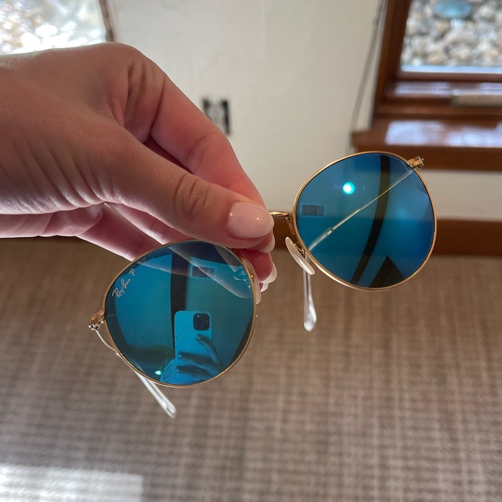 Ray bans - Picture 2 of 3